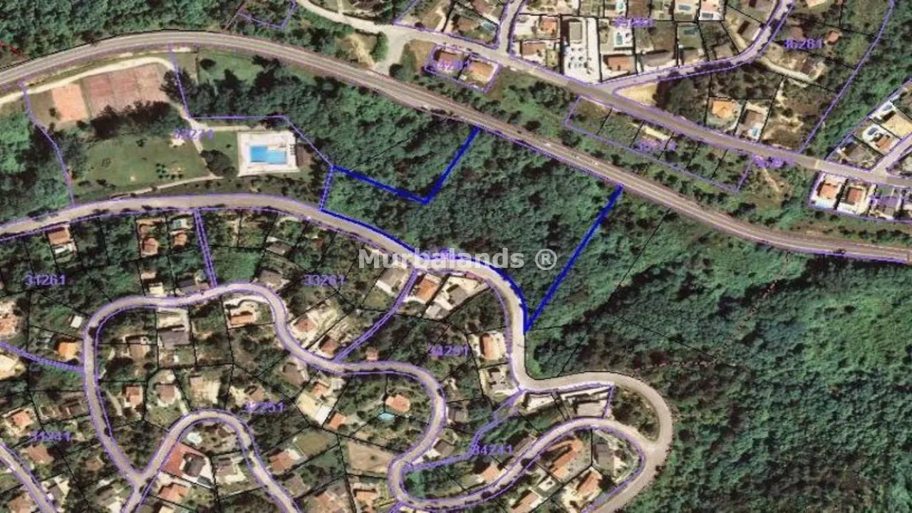 Terreno destacado