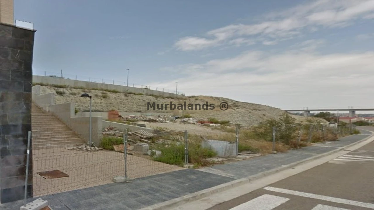 Foto de un terreno o una obra parada para mostrar en el detalle del inmueble