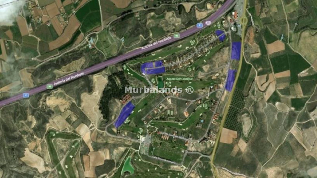 Foto de un terreno o una obra parada para mostrar en el detalle del inmueble