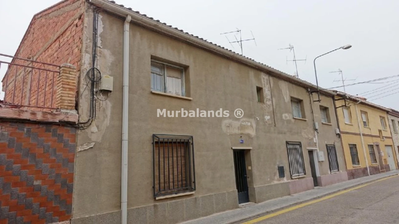 Foto de un terreno o una obra parada para mostrar en el detalle del inmueble