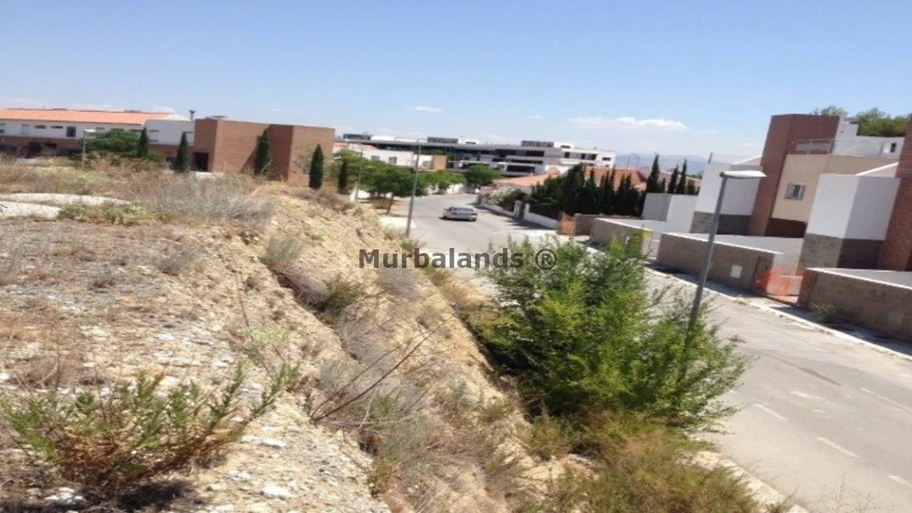 Foto de un terreno o una obra parada para mostrar en el detalle del inmueble