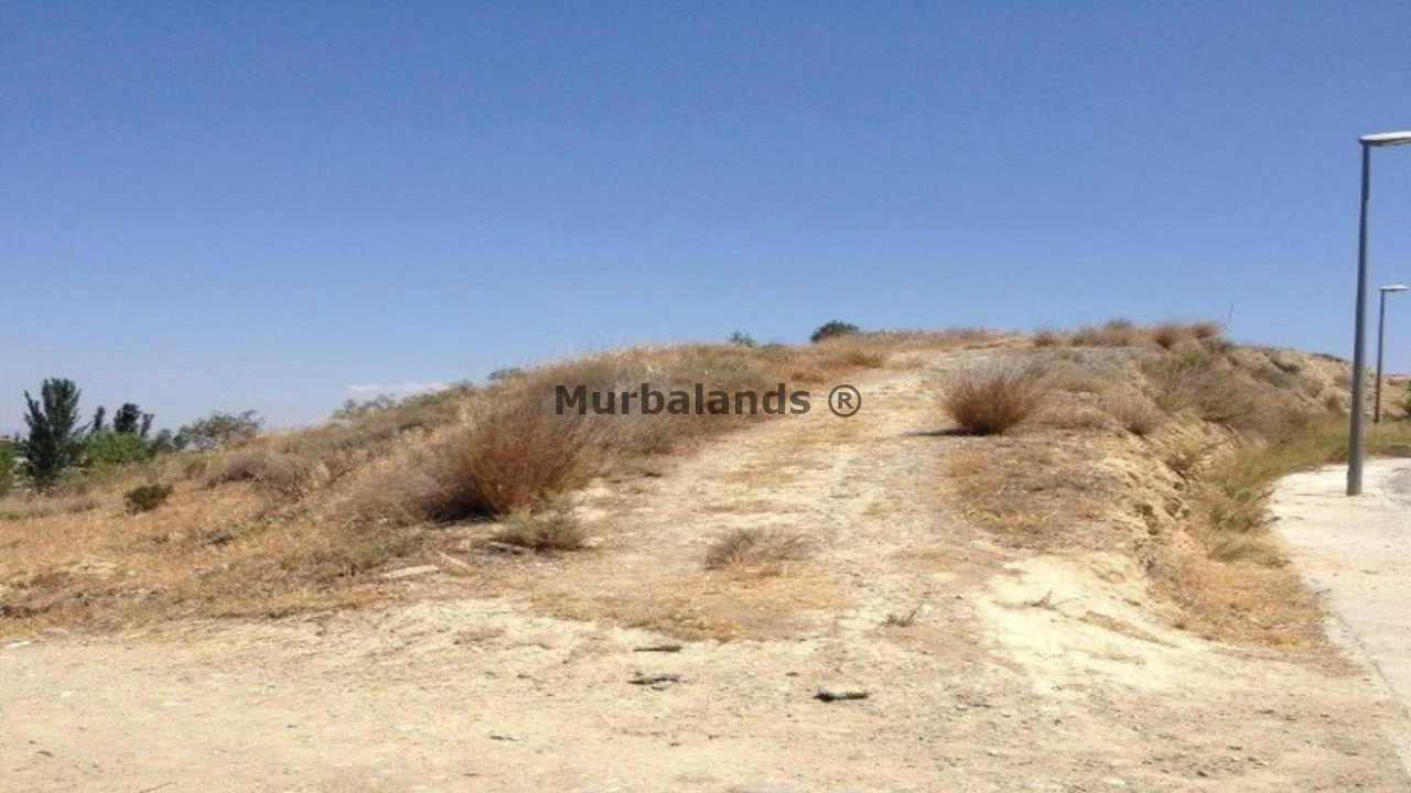 Foto de un terreno o una obra parada para mostrar en el detalle del inmueble