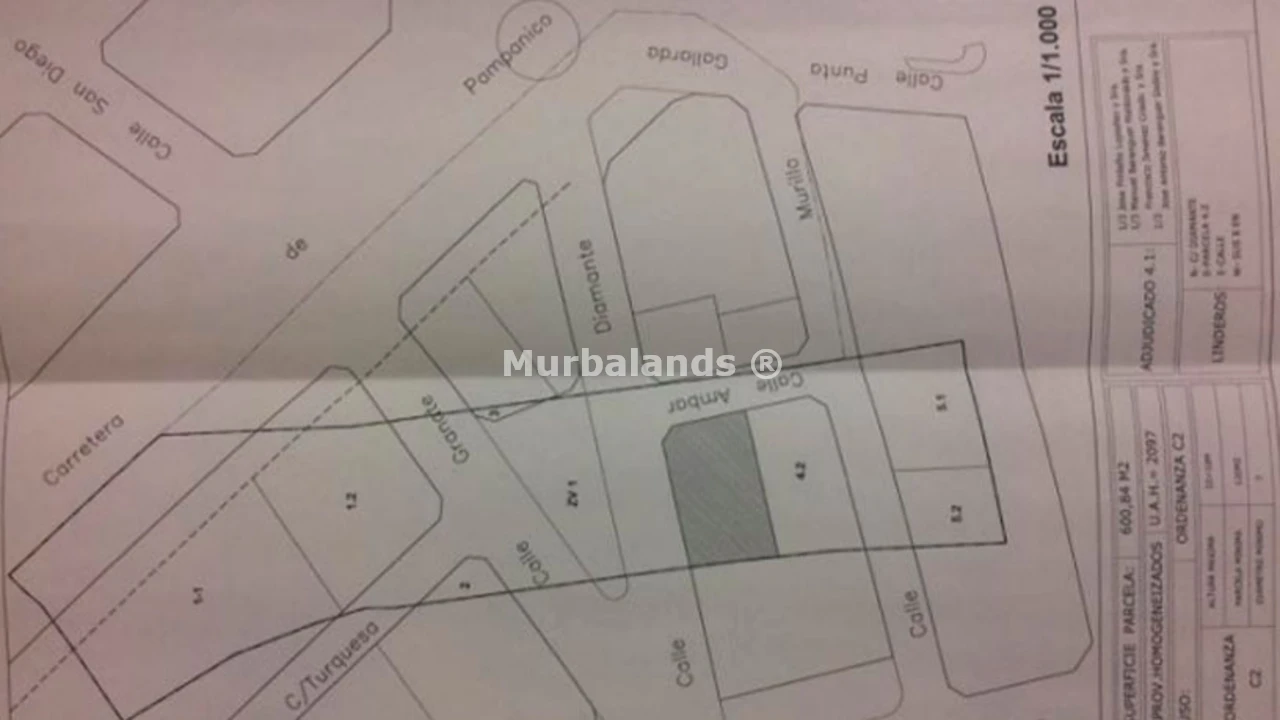 Foto de un terreno o una obra parada para mostrar en el detalle del inmueble