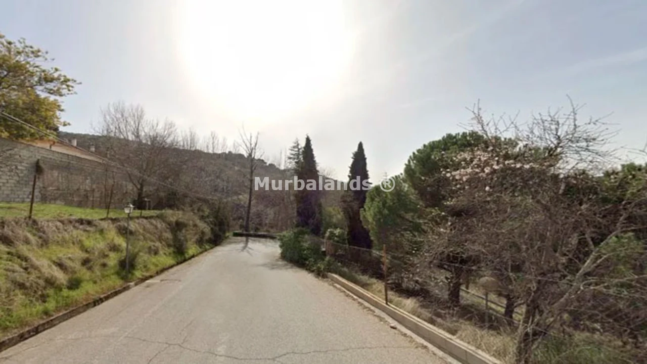 Foto de un terreno o una obra parada para mostrar en el detalle del inmueble