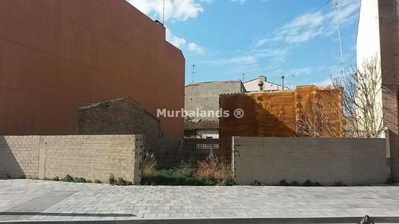 Foto de un terreno o una obra parada para mostrar en el detalle del inmueble