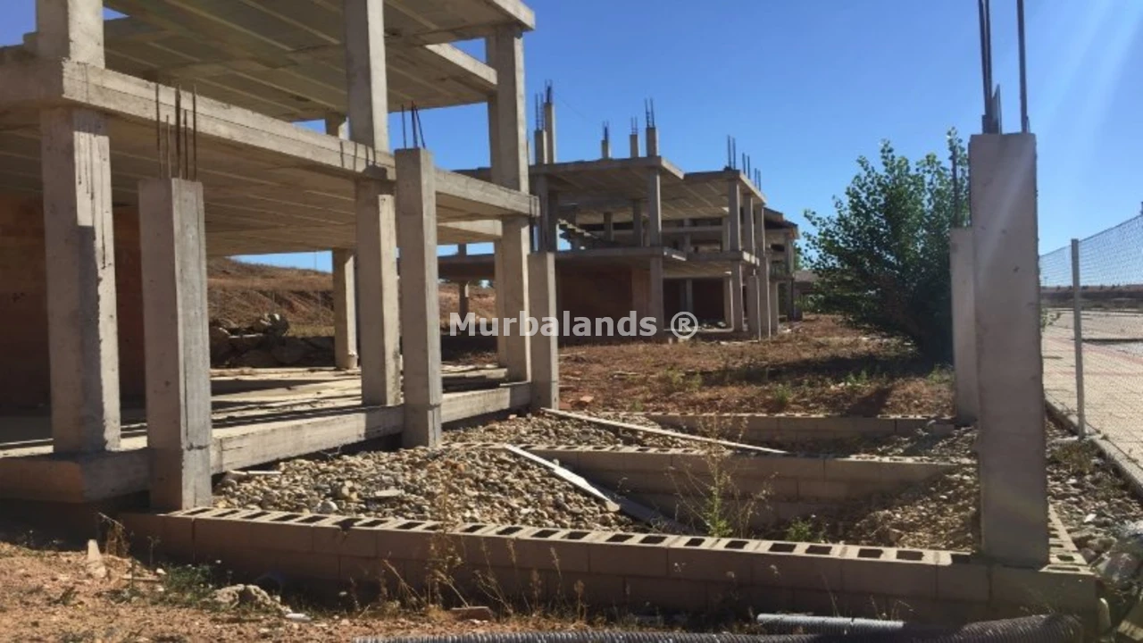 Foto de un terreno o una obra parada para mostrar en el detalle del inmueble