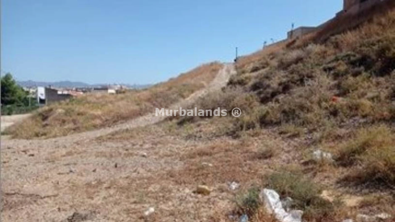 Foto de un terreno o una obra parada para mostrar en el detalle del inmueble
