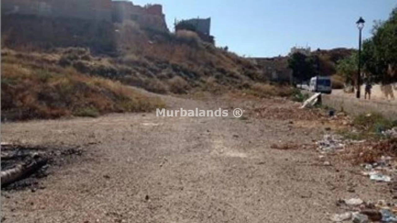 Foto de un terreno o una obra parada para mostrar en el detalle del inmueble