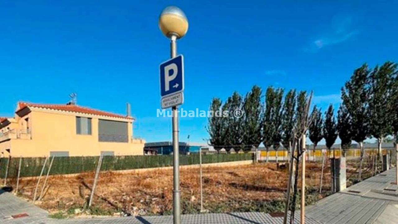 Foto de un terreno o una obra parada para mostrar en el detalle del inmueble