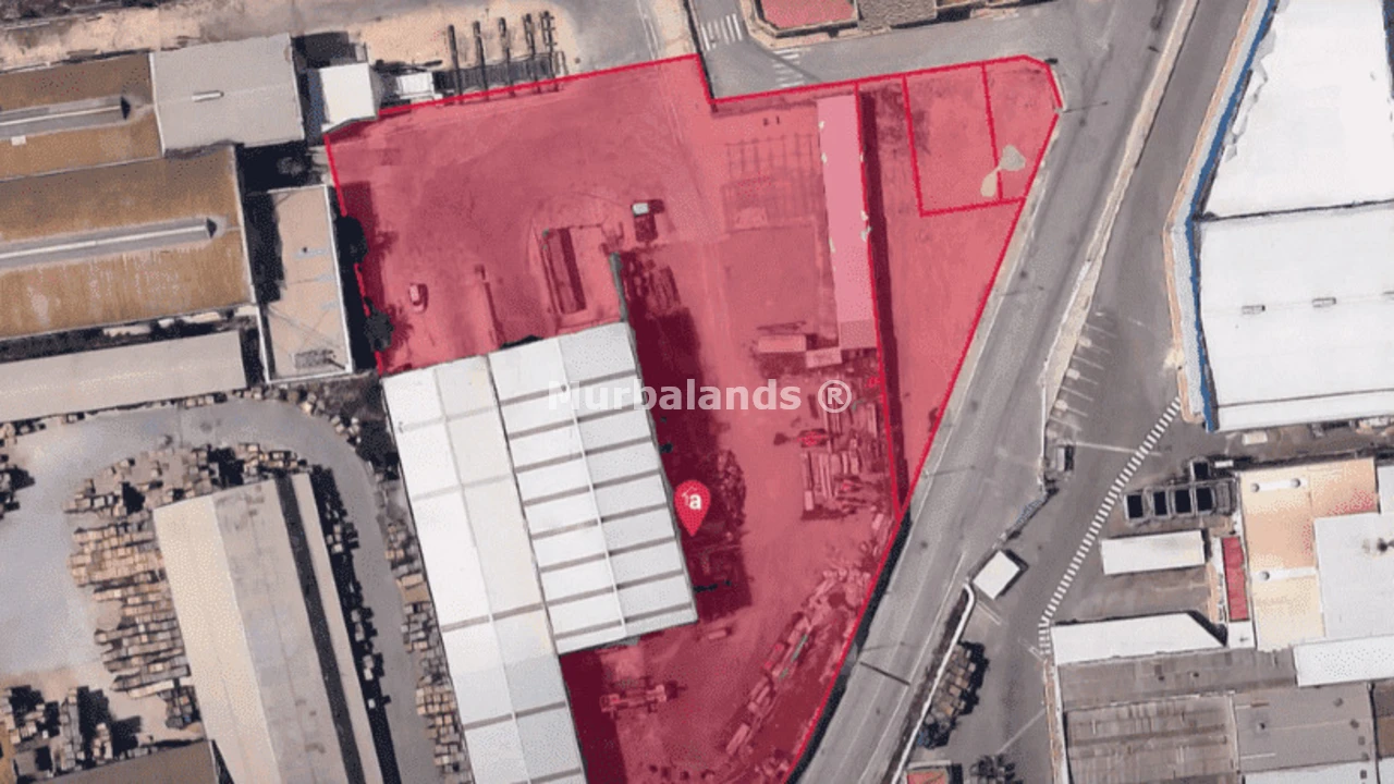 Foto de un terreno o una obra parada para mostrar en el detalle del inmueble
