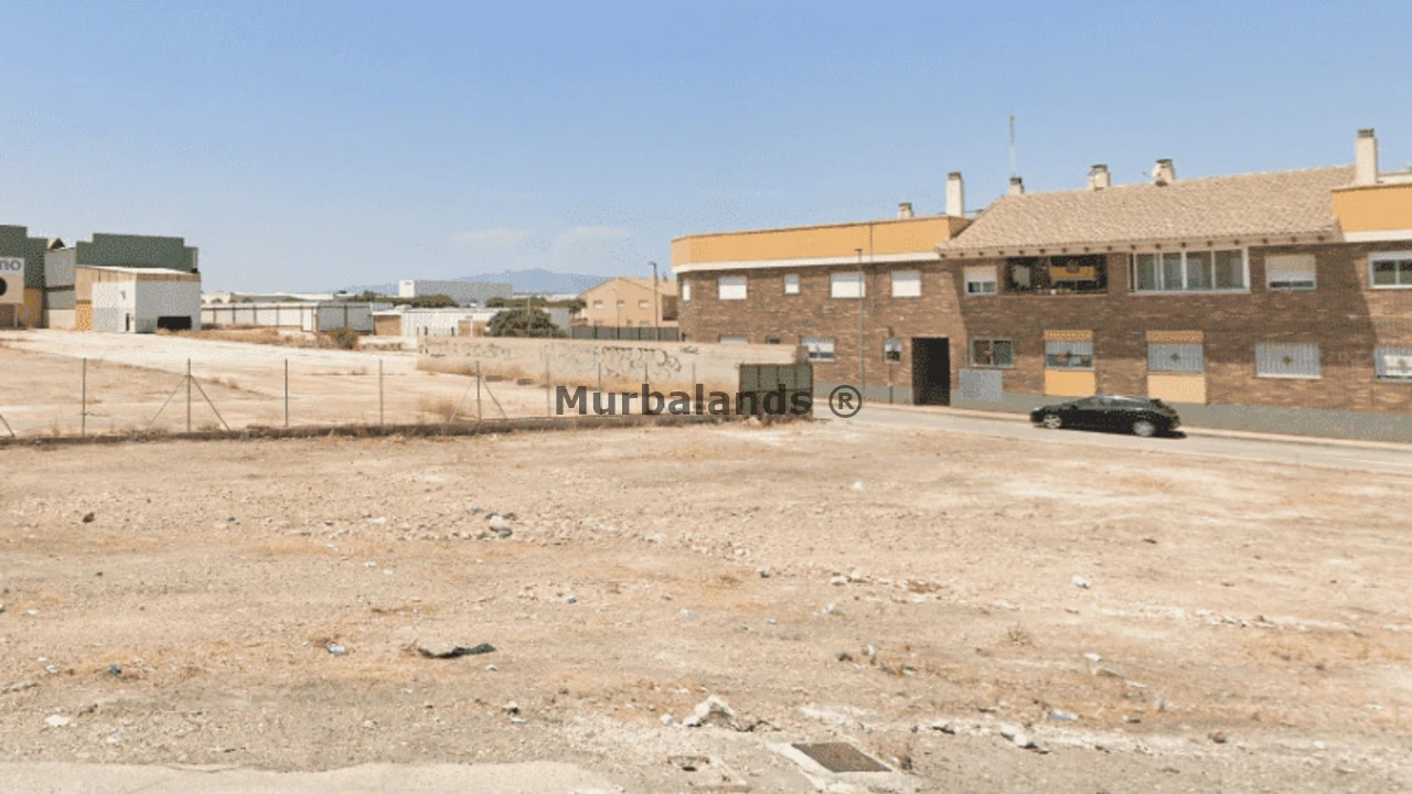 Foto de un terreno o una obra parada para mostrar en el detalle del inmueble