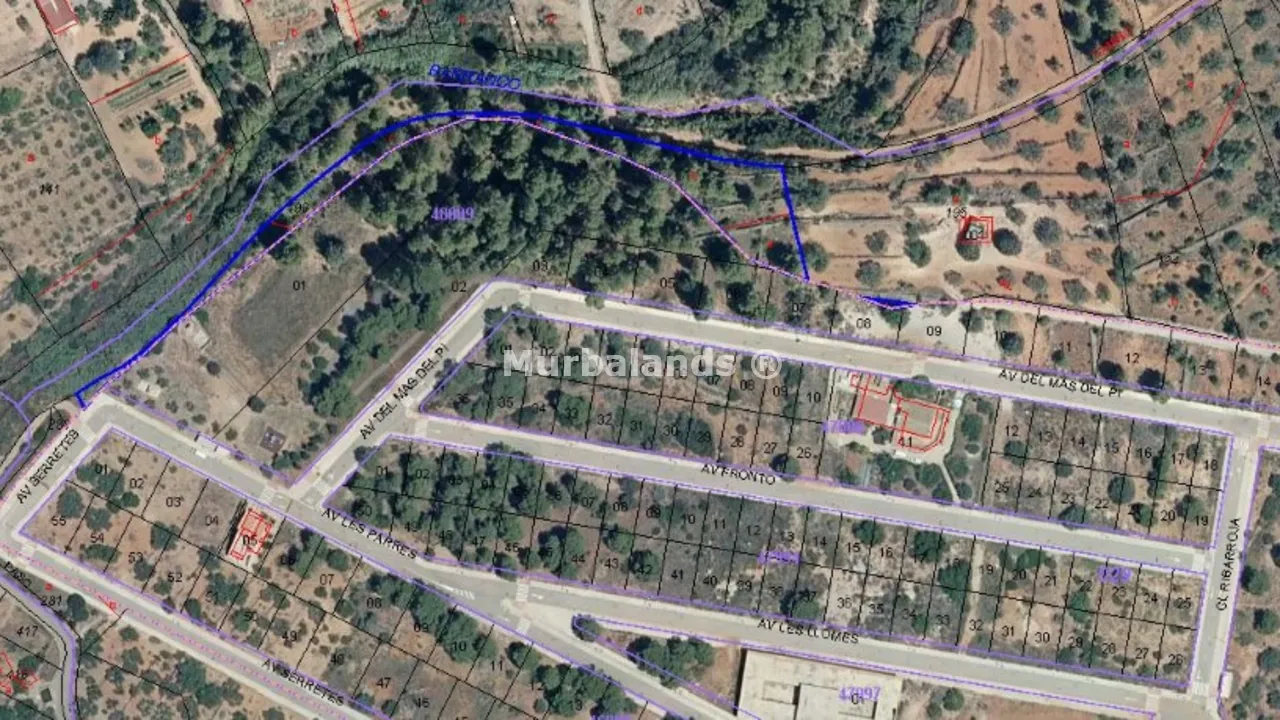Foto de un terreno o una obra parada para mostrar en el detalle del inmueble