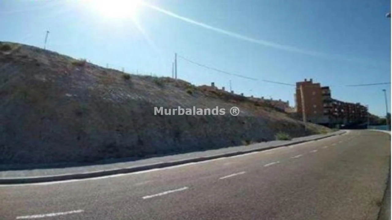 Foto de un terreno o una obra parada para mostrar en el detalle del inmueble