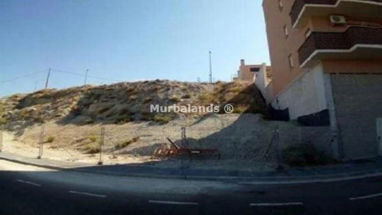 Foto de un terreno o una obra parada para mostrar en el detalle del inmueble