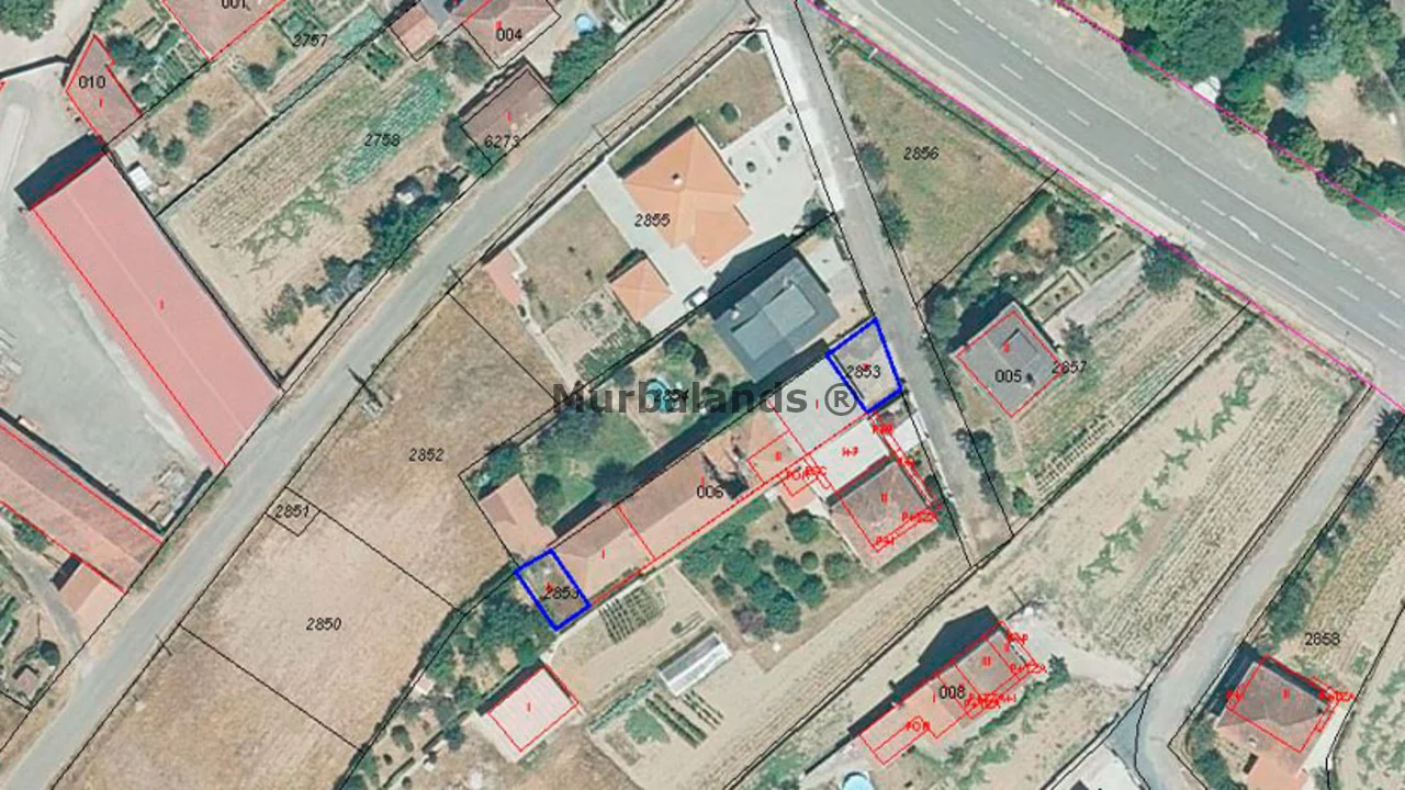 Foto de un terreno o una obra parada para mostrar en el detalle del inmueble
