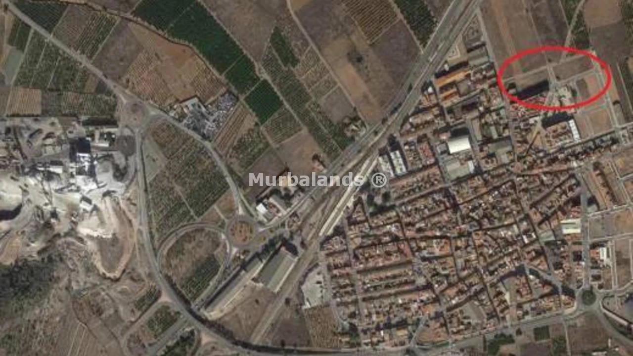 Foto de un terreno o una obra parada para mostrar en el detalle del inmueble