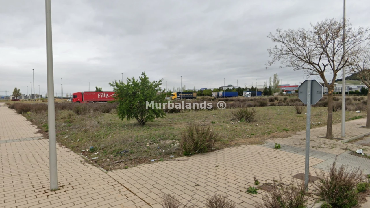 Foto de un terreno o una obra parada para mostrar en el detalle del inmueble