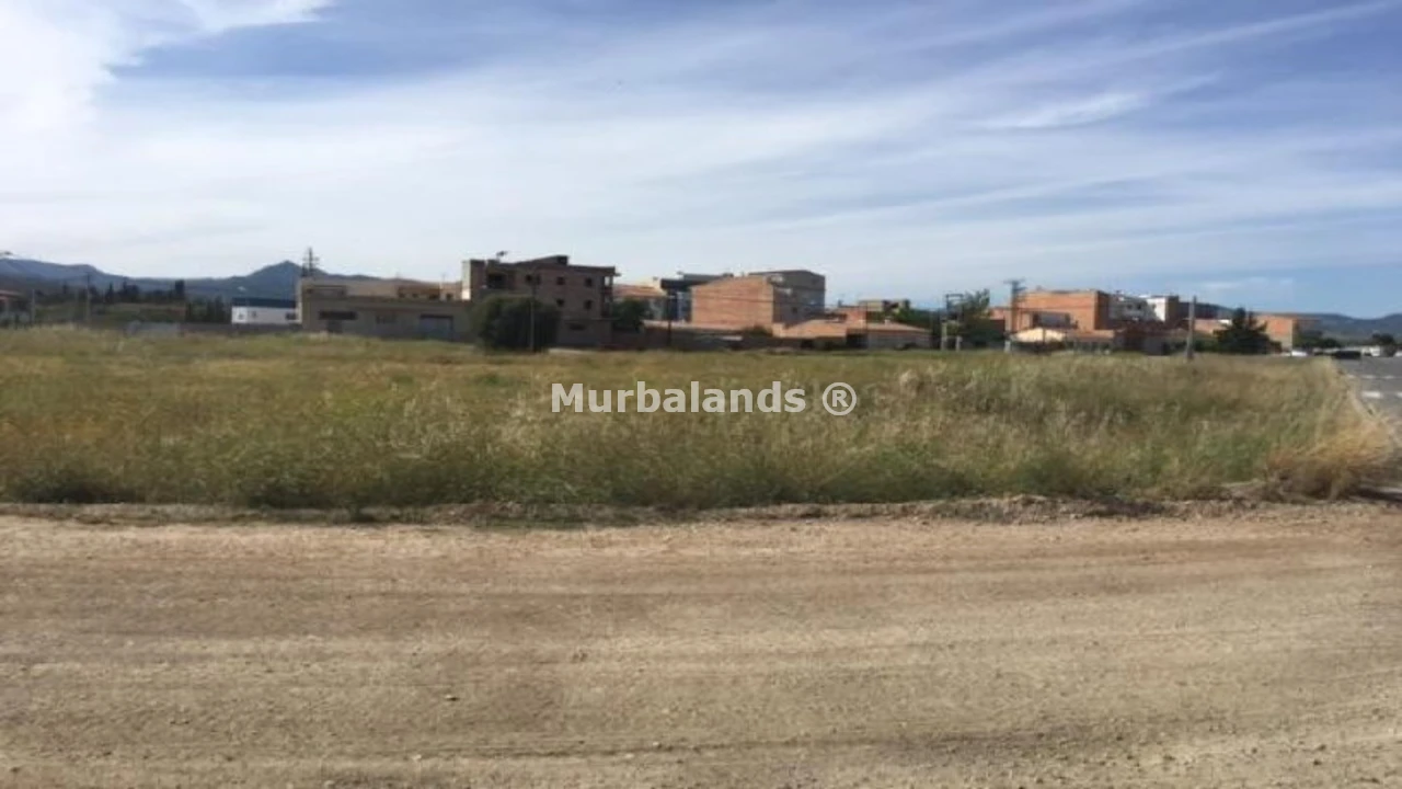 Foto de un terreno o una obra parada para mostrar en el detalle del inmueble
