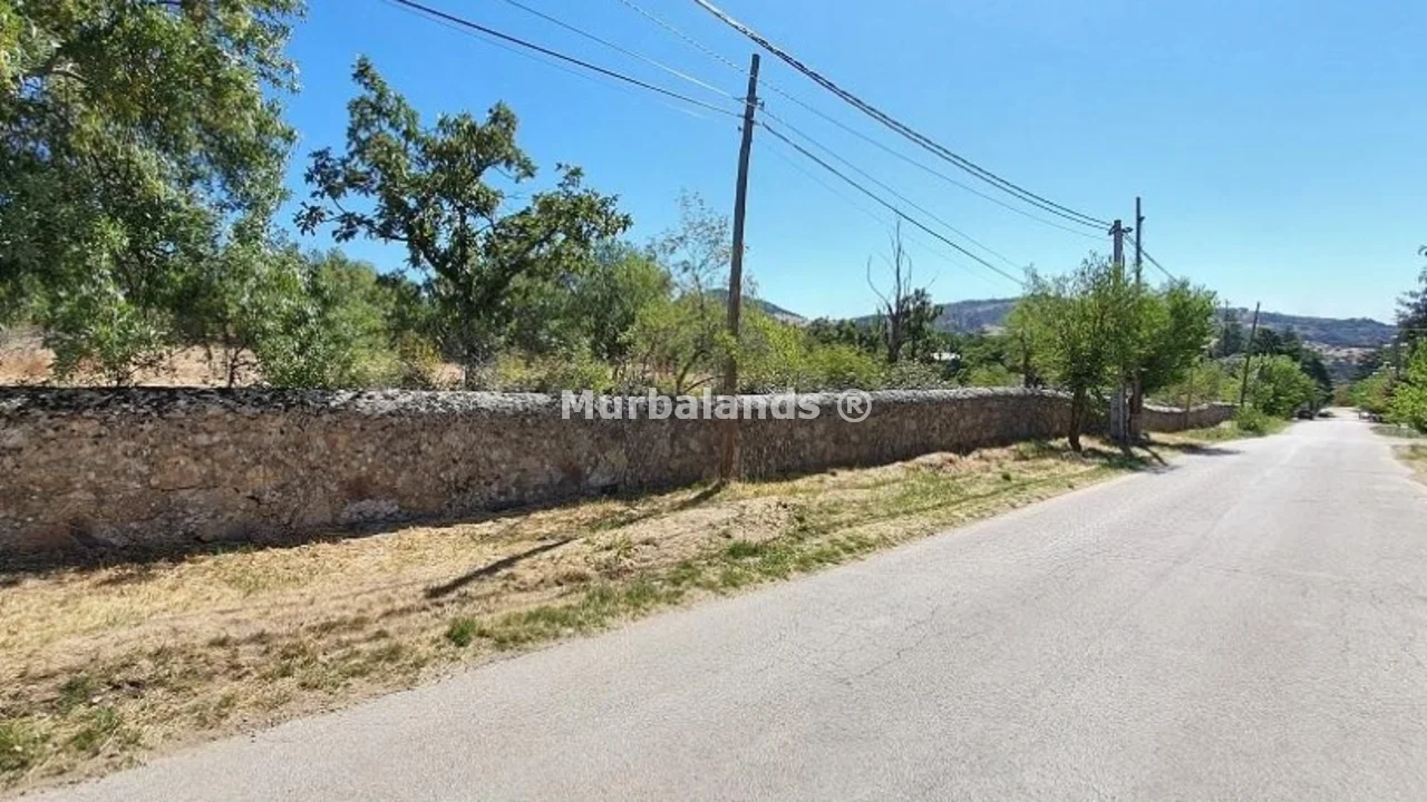 Foto de un terreno o una obra parada para mostrar en el detalle del inmueble