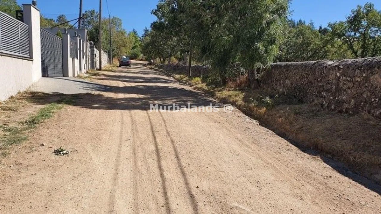 Foto de un terreno o una obra parada para mostrar en el detalle del inmueble
