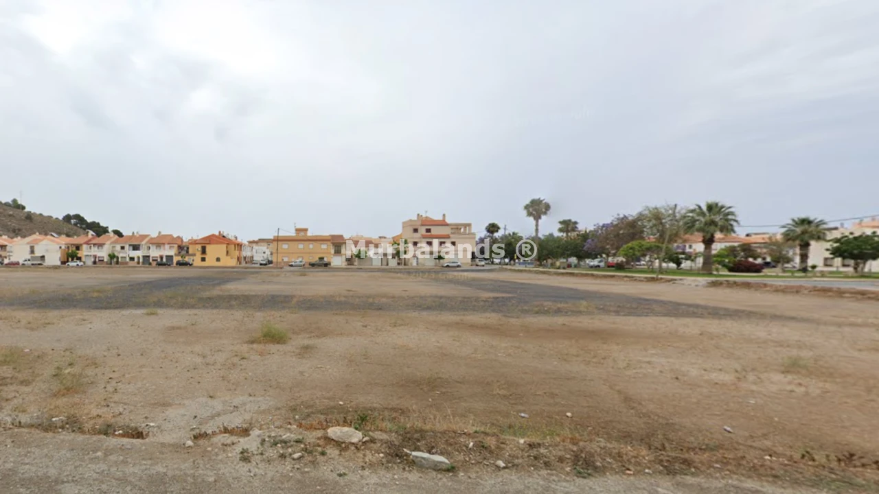 Foto de un terreno o una obra parada para mostrar en el detalle del inmueble