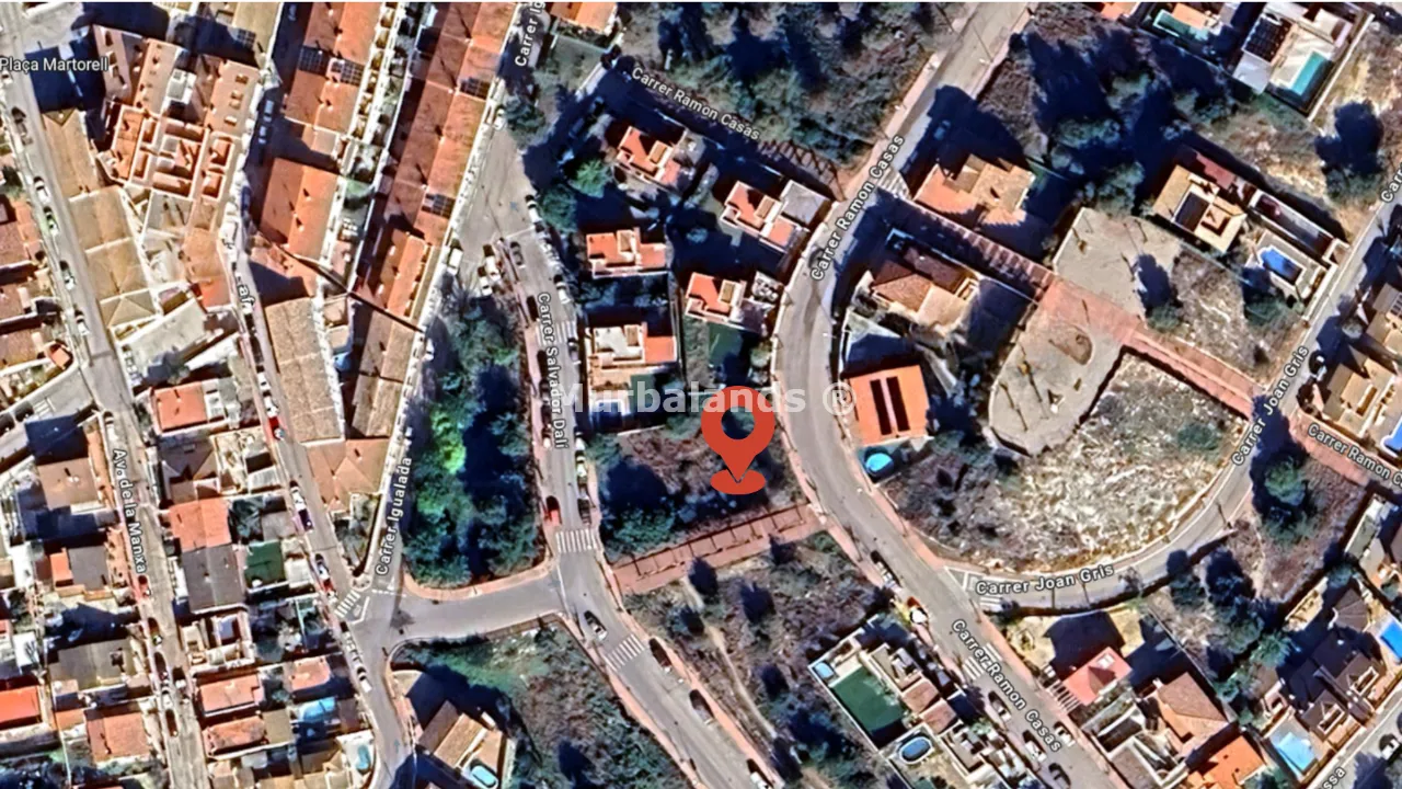 Foto de un terreno o una obra parada para mostrar en el detalle del inmueble