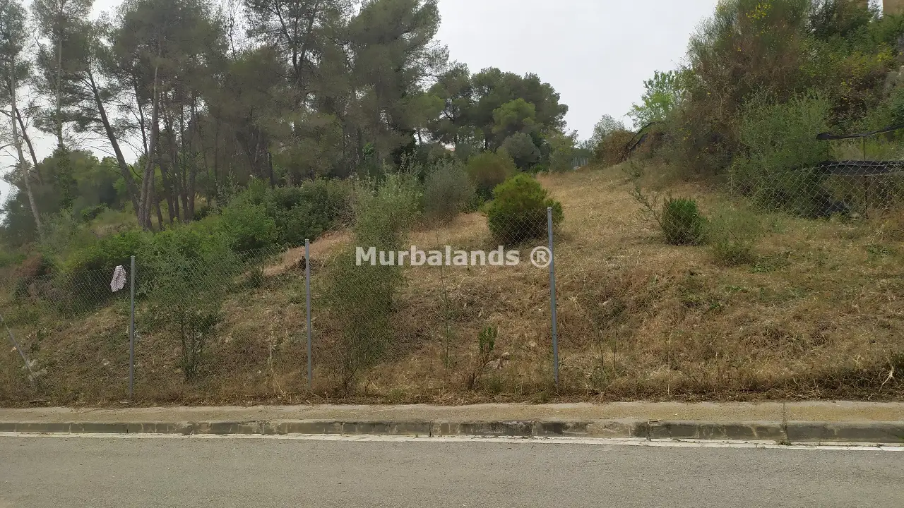 Foto de un terreno o una obra parada para mostrar en el detalle del inmueble