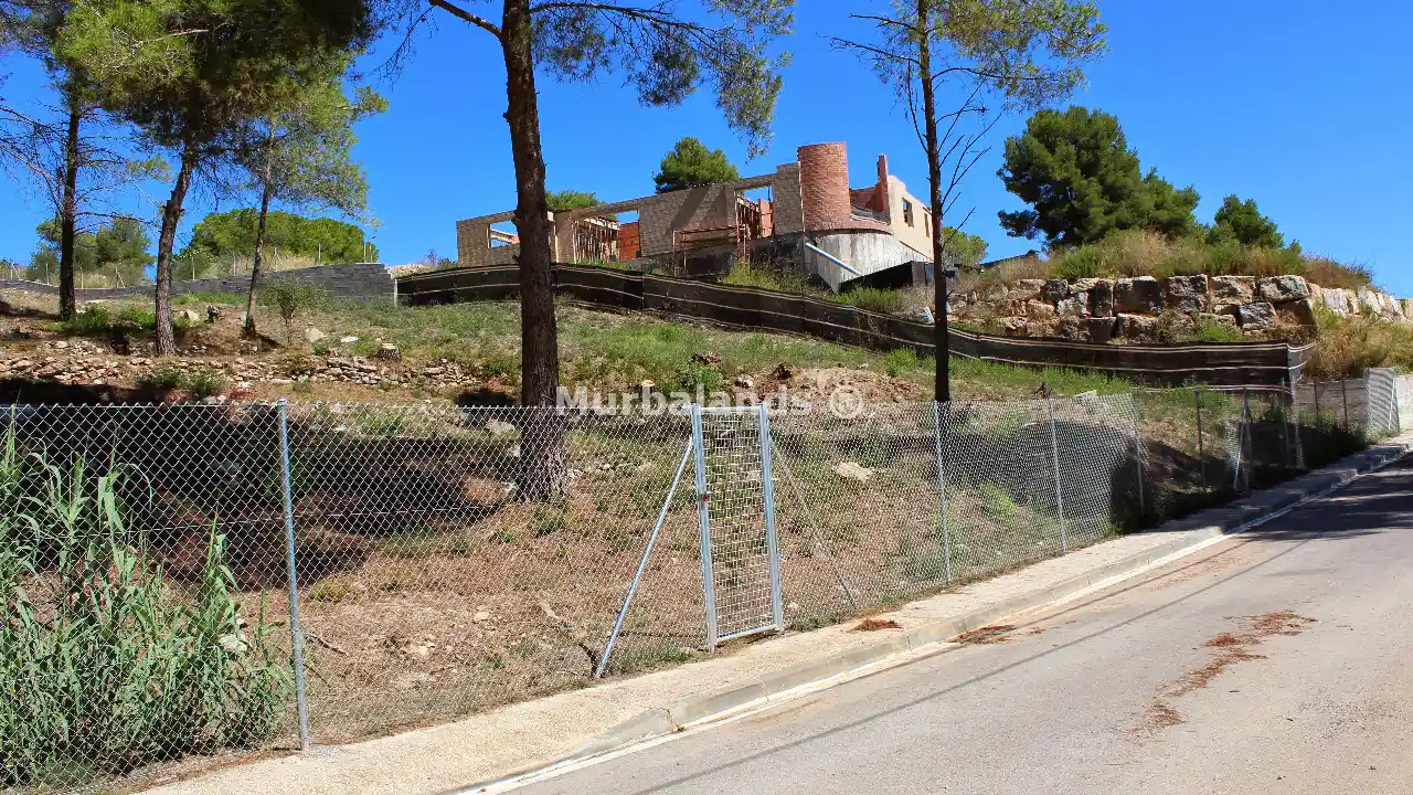 Foto de un terreno o una obra parada para mostrar en el detalle del inmueble