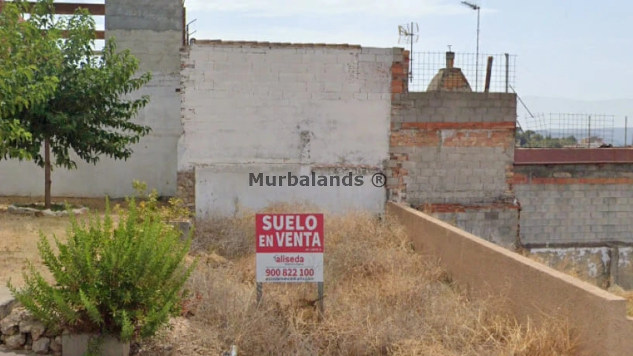 Foto de un terreno o una obra parada para mostrar en el detalle del inmueble
