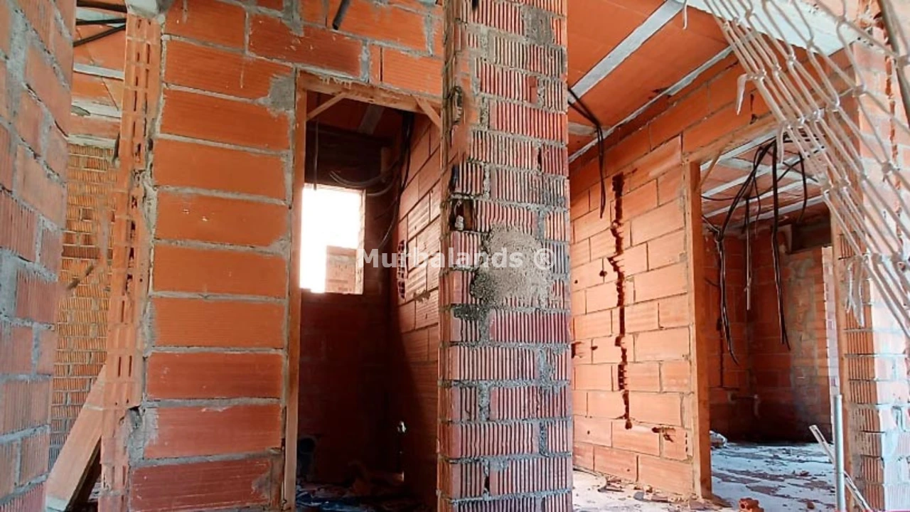 Foto de un terreno o una obra parada para mostrar en el detalle del inmueble