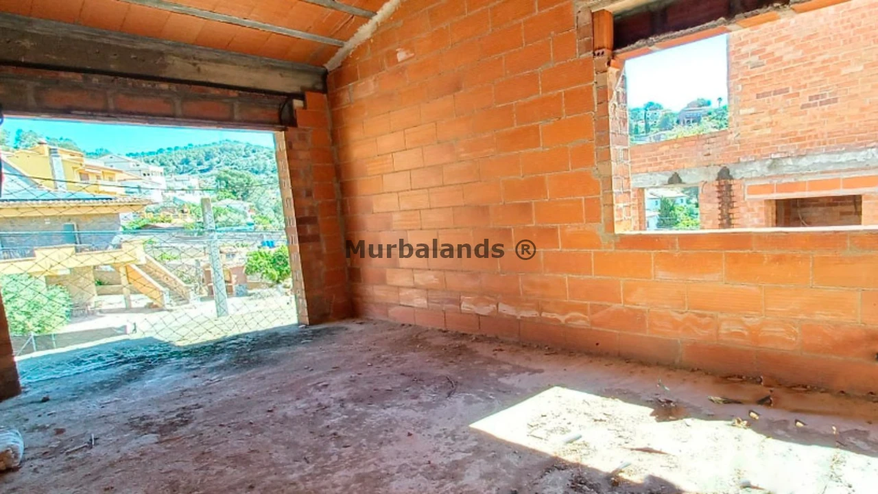 Foto de un terreno o una obra parada para mostrar en el detalle del inmueble