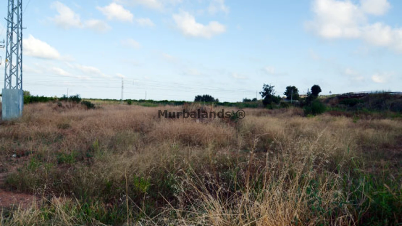 Foto de un terreno o una obra parada para mostrar en el detalle del inmueble