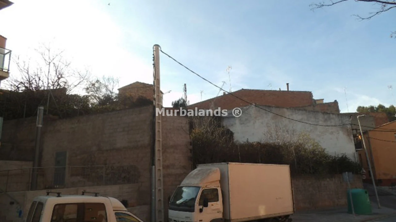 Foto de un terreno o una obra parada para mostrar en el detalle del inmueble