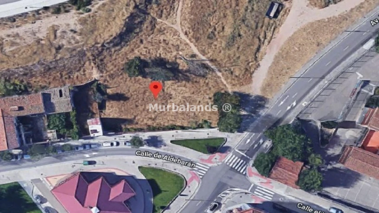 Foto de un terreno o una obra parada para mostrar en el detalle del inmueble