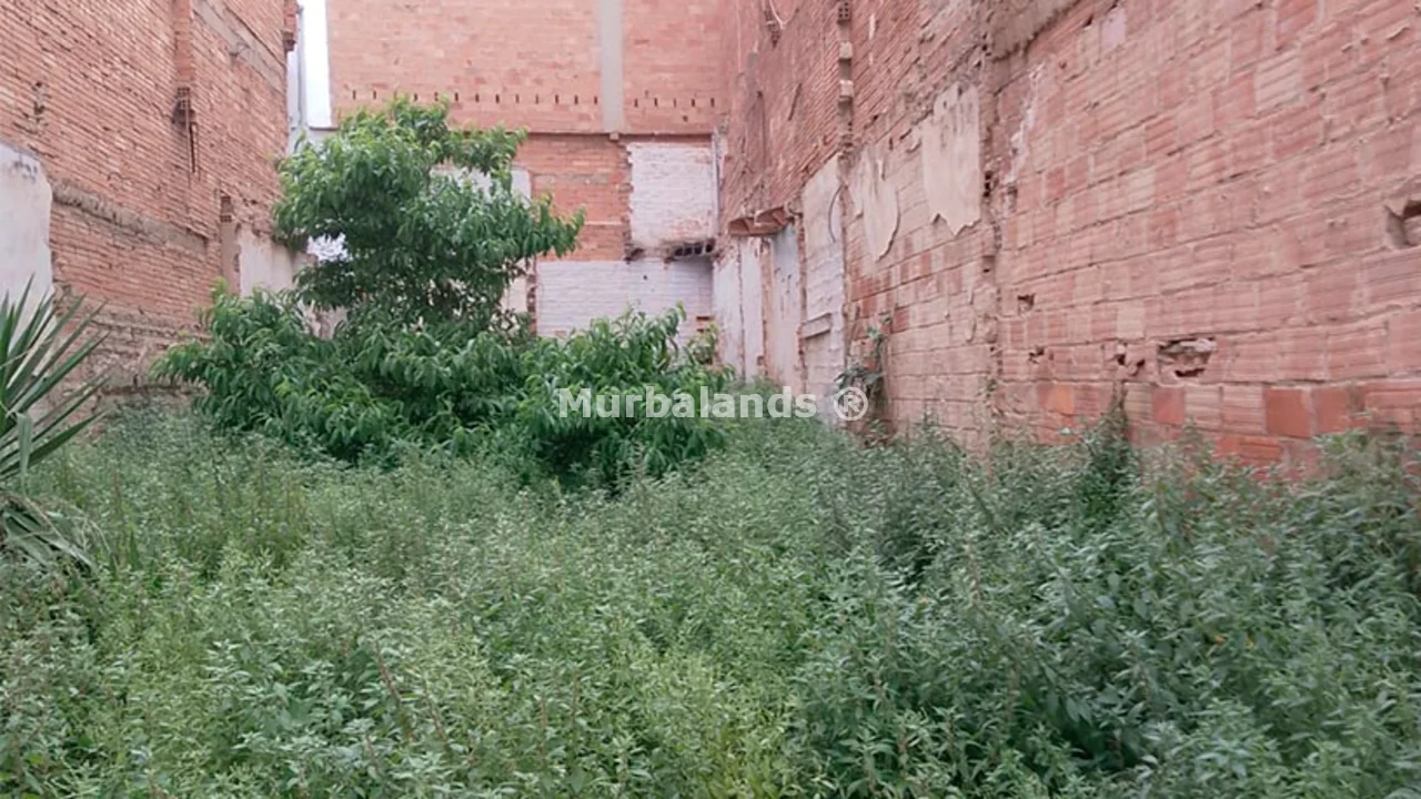 Foto de un terreno o una obra parada para mostrar en el detalle del inmueble