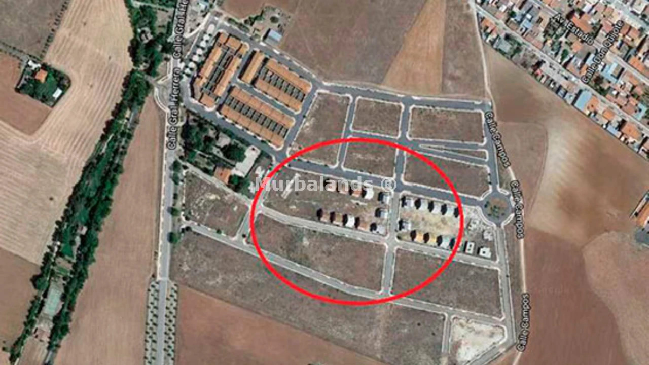 Foto de un terreno o una obra parada para mostrar en el detalle del inmueble