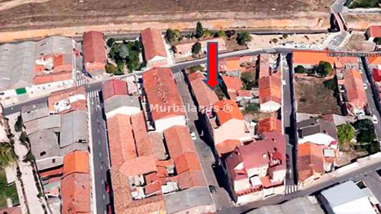 Foto de un terreno o una obra parada para mostrar en el detalle del inmueble