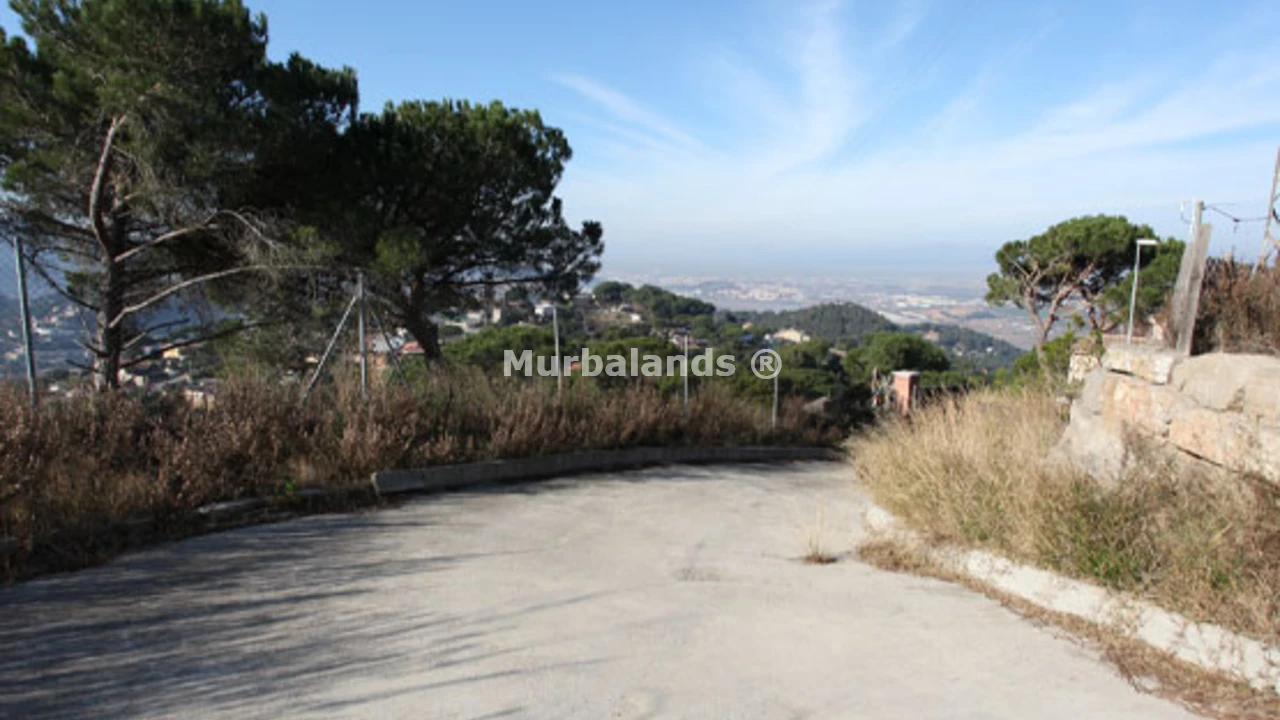 Foto de un terreno o una obra parada para mostrar en el detalle del inmueble