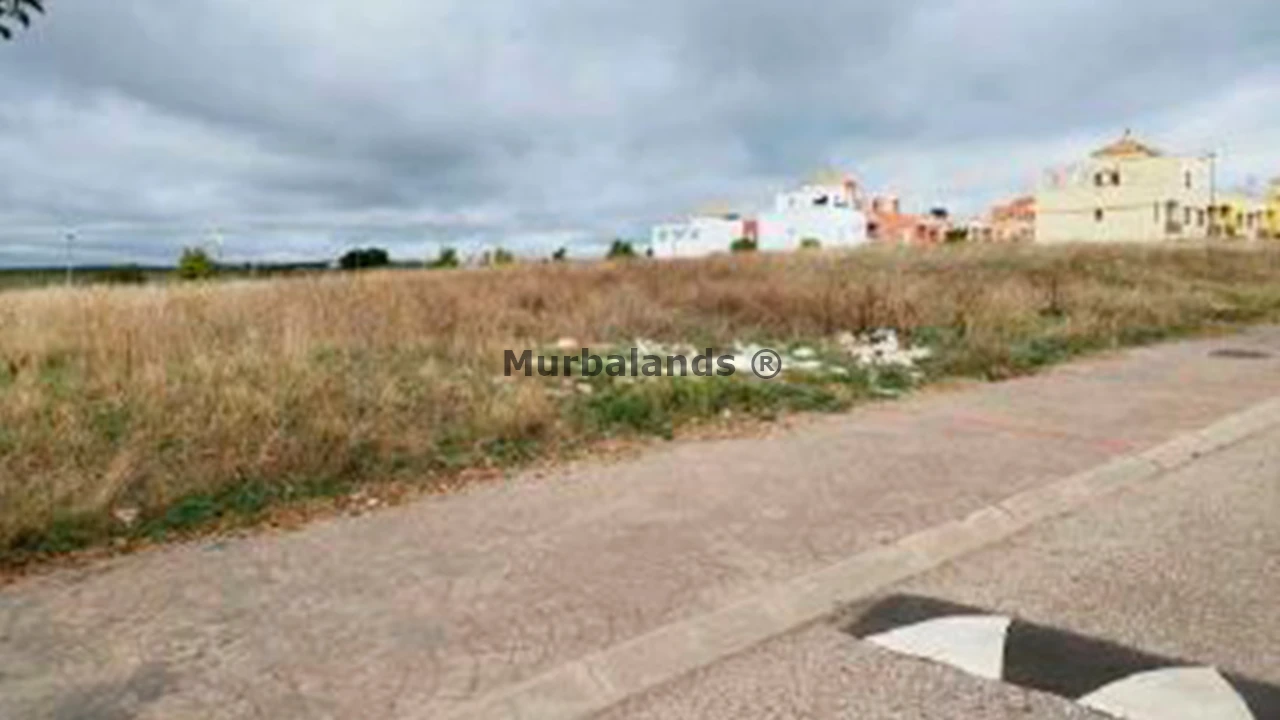 Foto de un terreno o una obra parada para mostrar en el detalle del inmueble