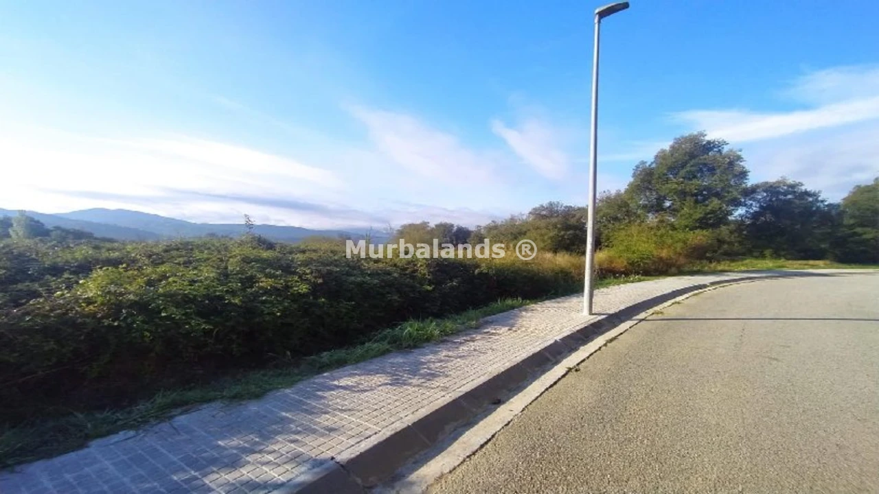 Foto de un terreno o una obra parada para mostrar en el detalle del inmueble