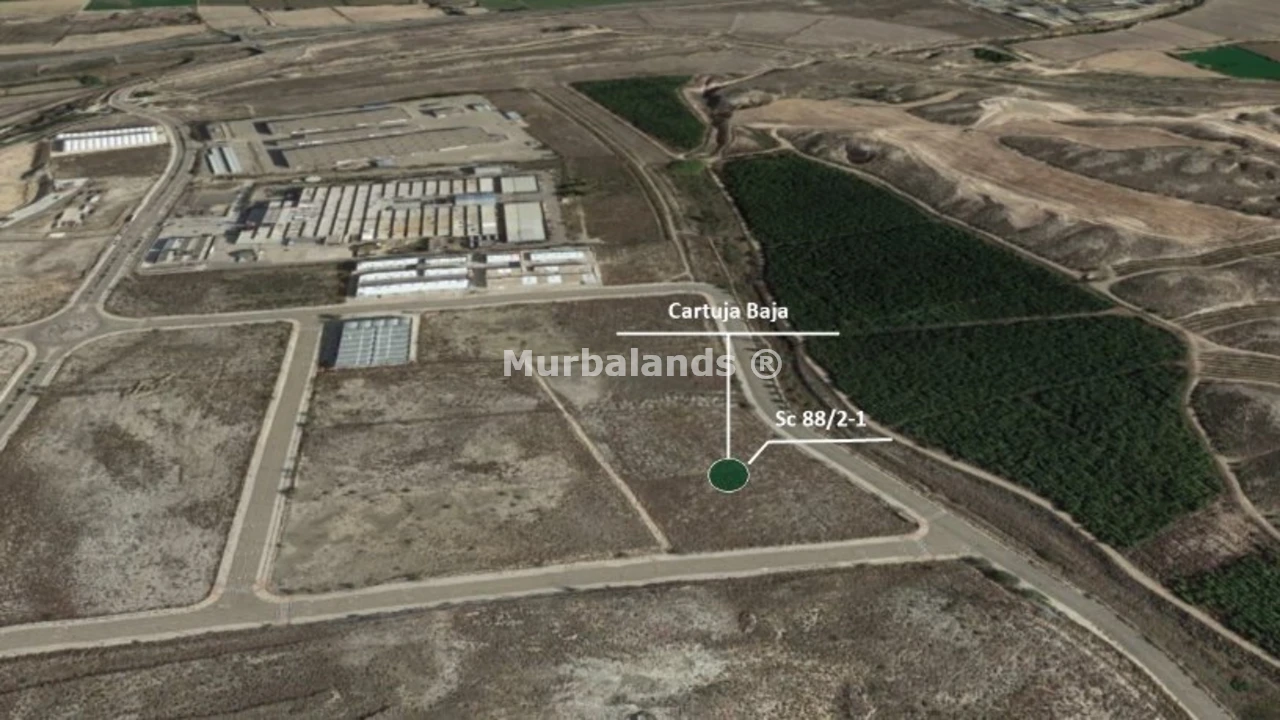 Foto de un terreno o una obra parada para mostrar en el detalle del inmueble