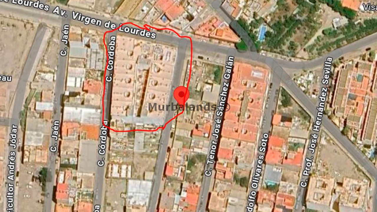 Foto de un terreno o una obra parada para mostrar en el detalle del inmueble