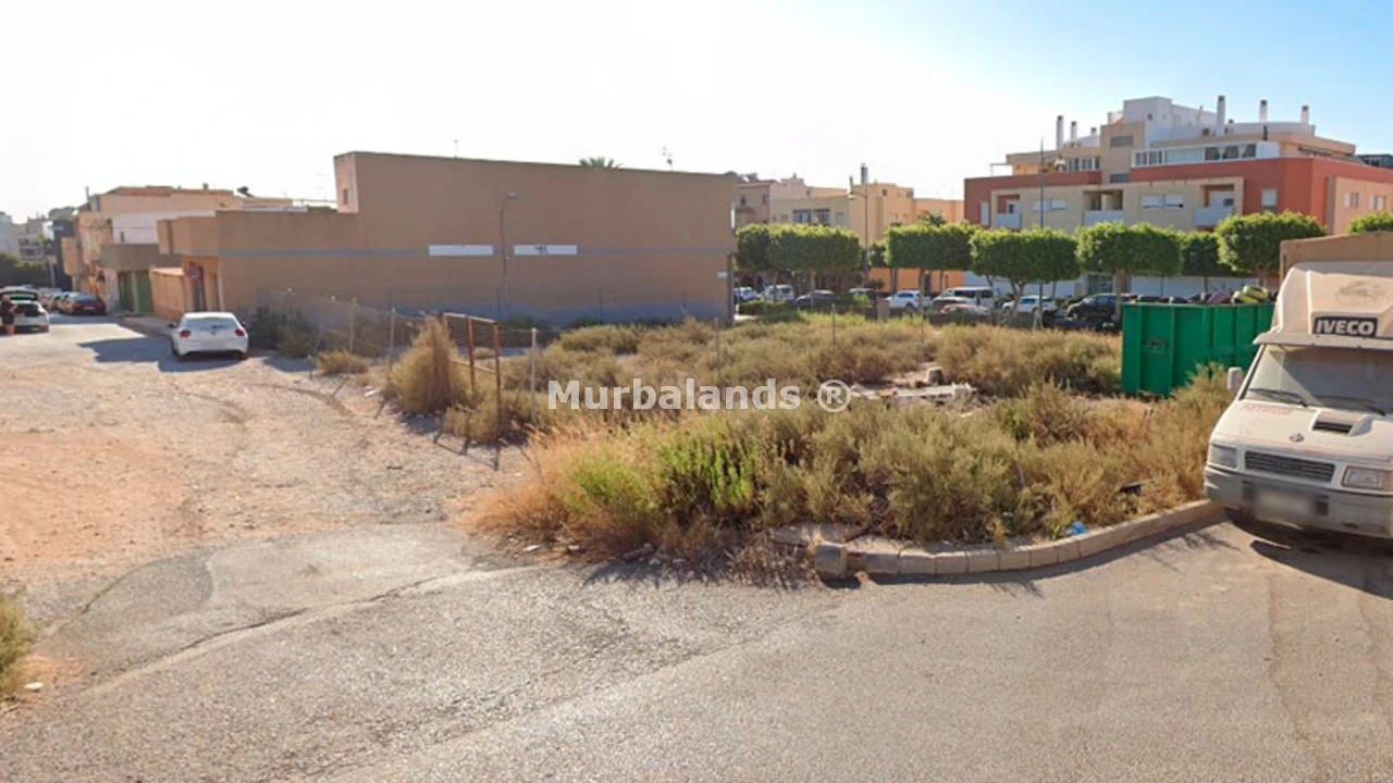 Foto de un terreno o una obra parada para mostrar en el detalle del inmueble