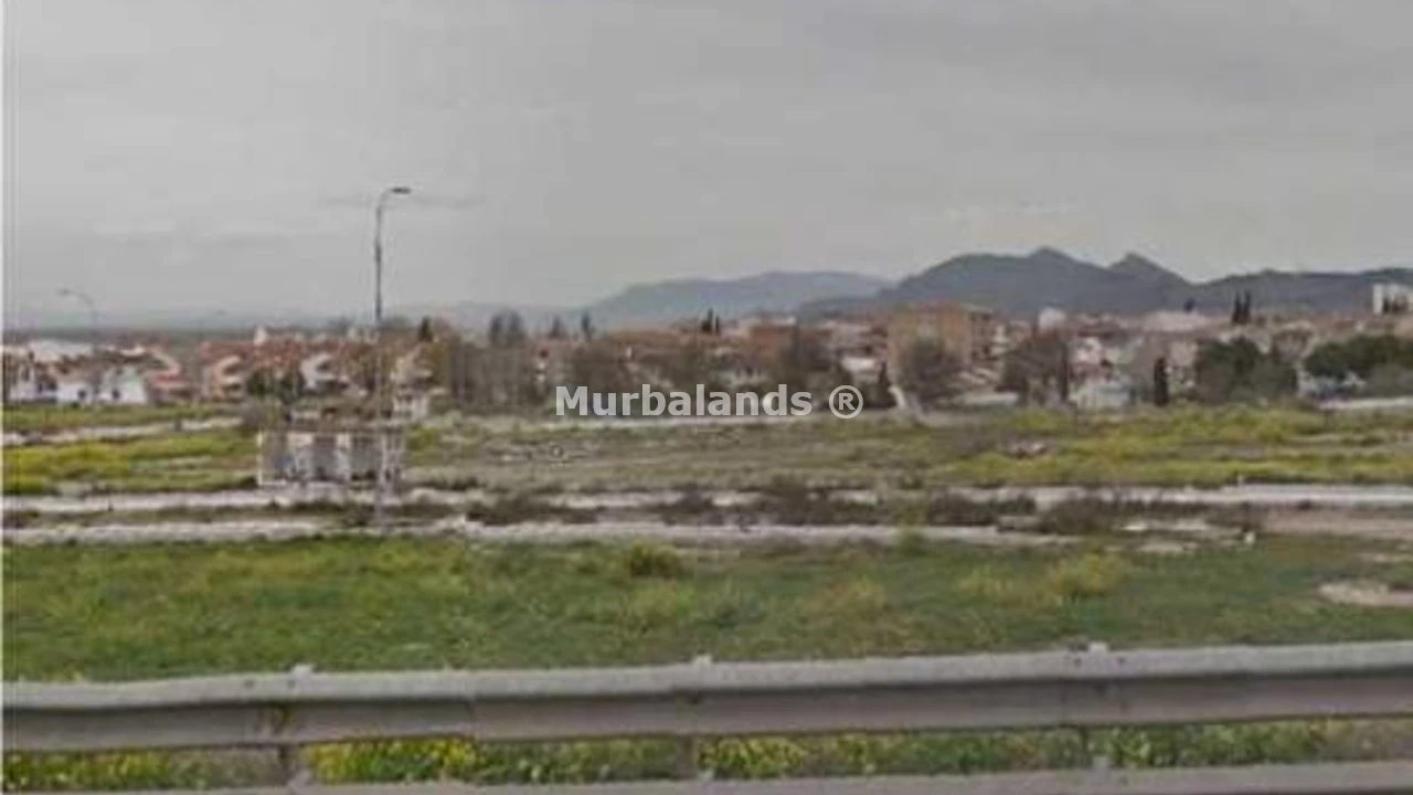 Foto de un terreno o una obra parada para mostrar en el detalle del inmueble