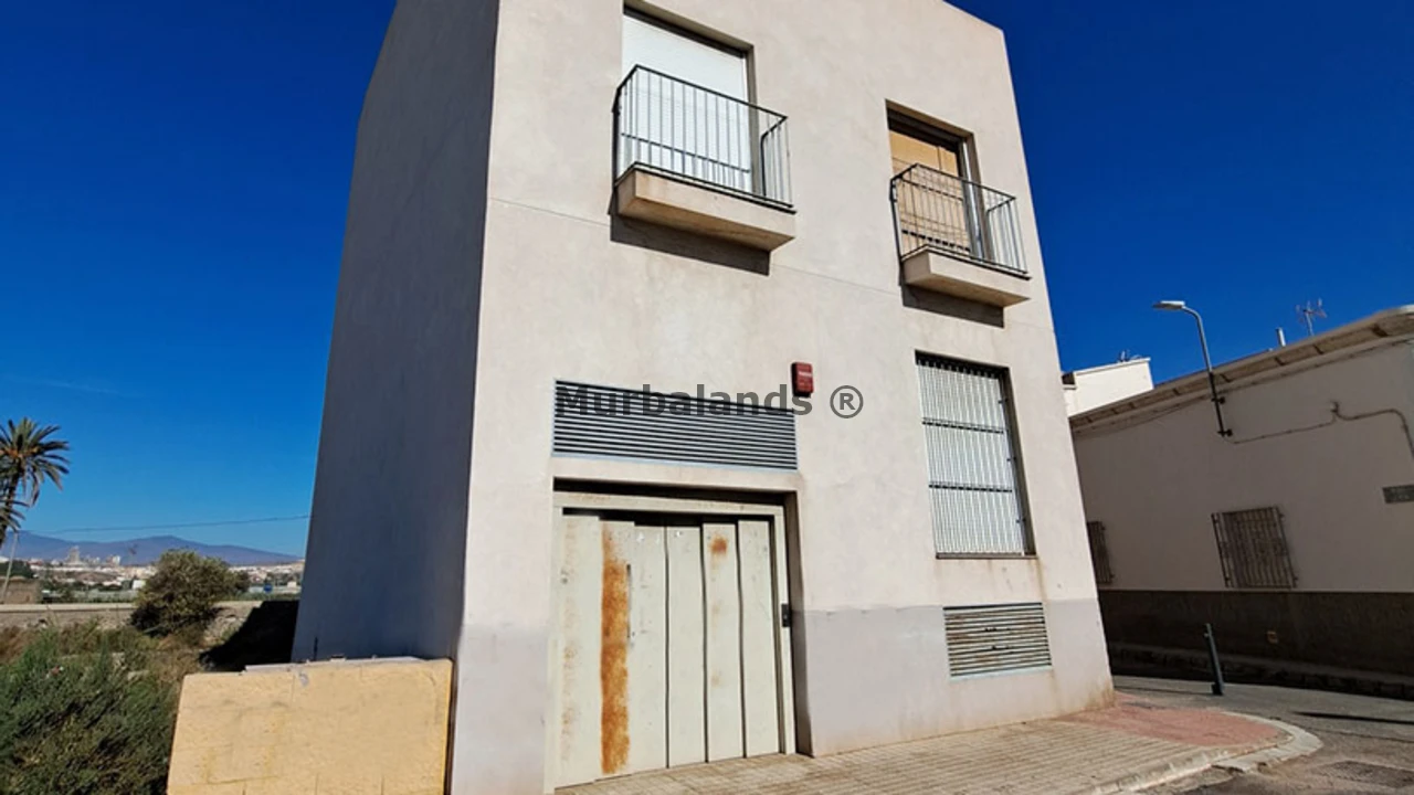 Foto de un terreno o una obra parada para mostrar en el detalle del inmueble