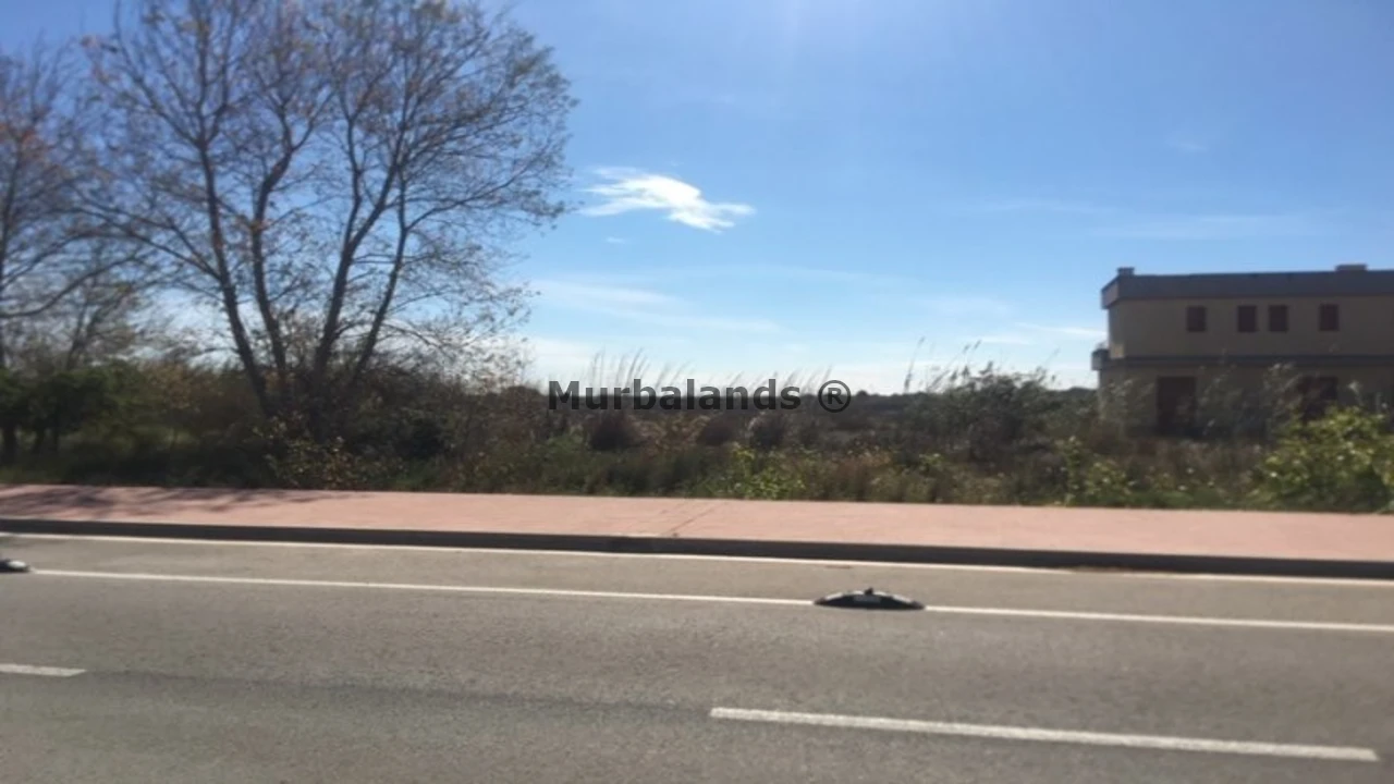 Foto de un terreno o una obra parada para mostrar en el detalle del inmueble