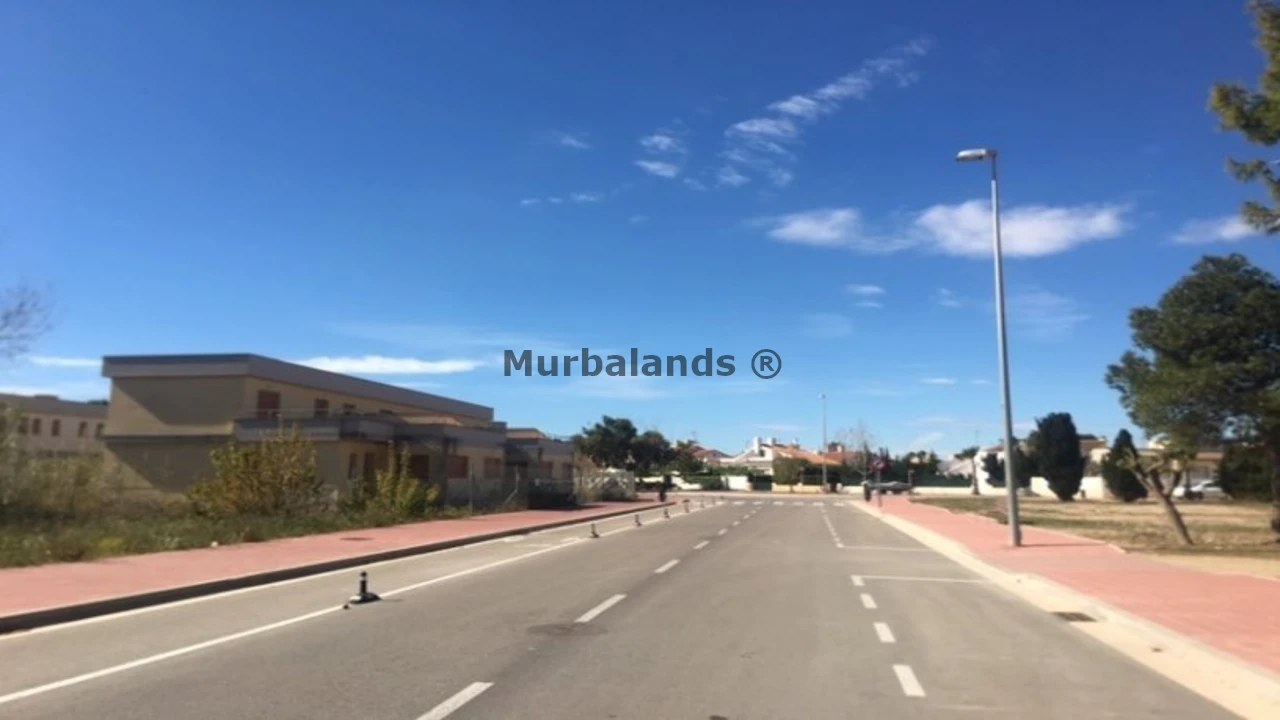 Foto de un terreno o una obra parada para mostrar en el detalle del inmueble