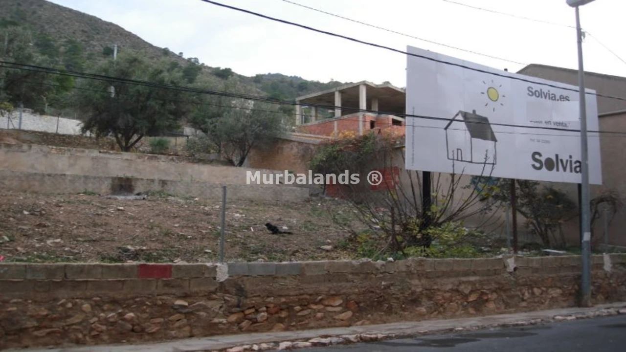 Foto de un terreno o una obra parada para mostrar en el detalle del inmueble