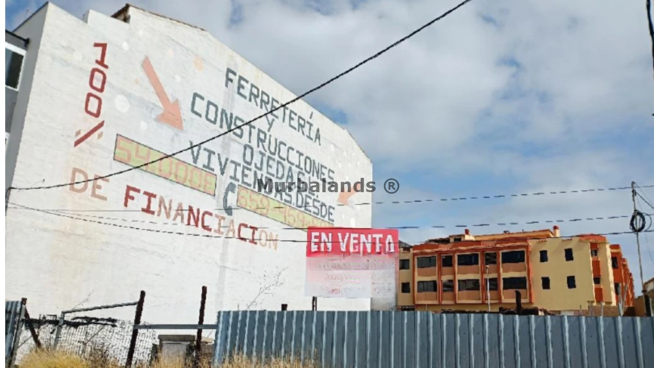 Foto de un terreno o una obra parada para mostrar en el detalle del inmueble