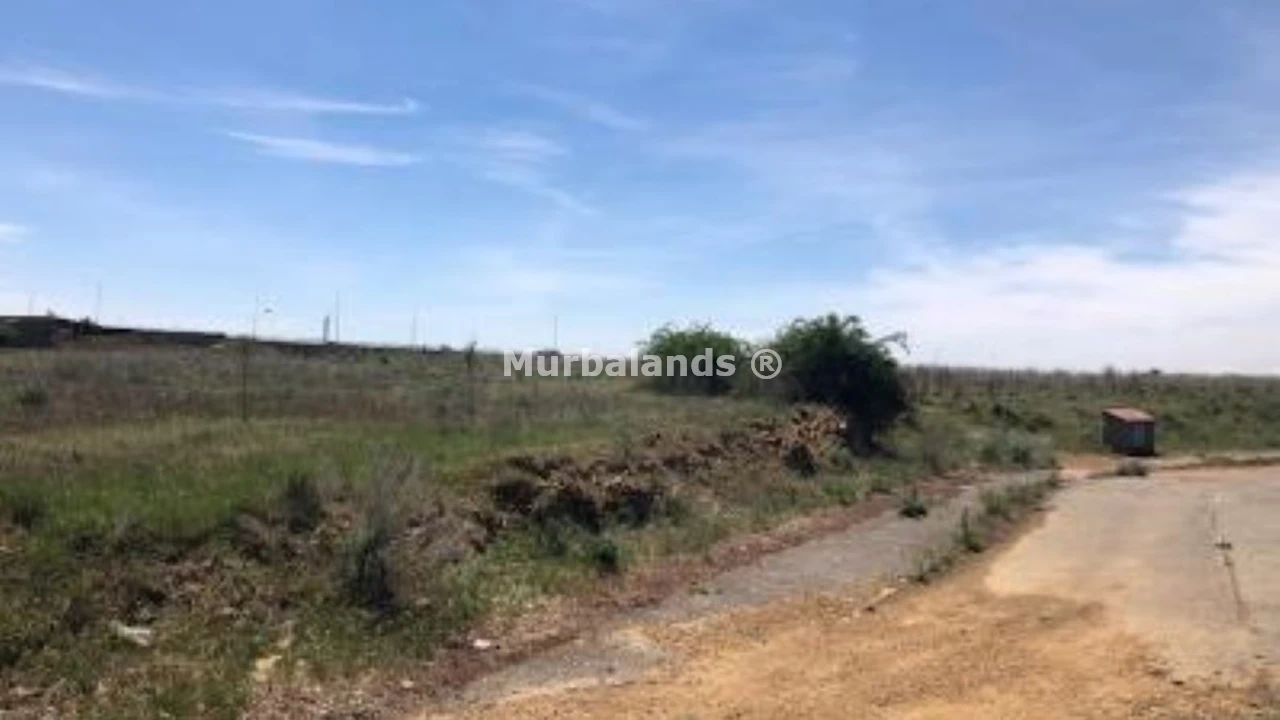 Foto de un terreno o una obra parada para mostrar en el detalle del inmueble